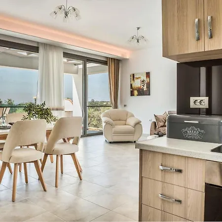 Villa Theofilos *